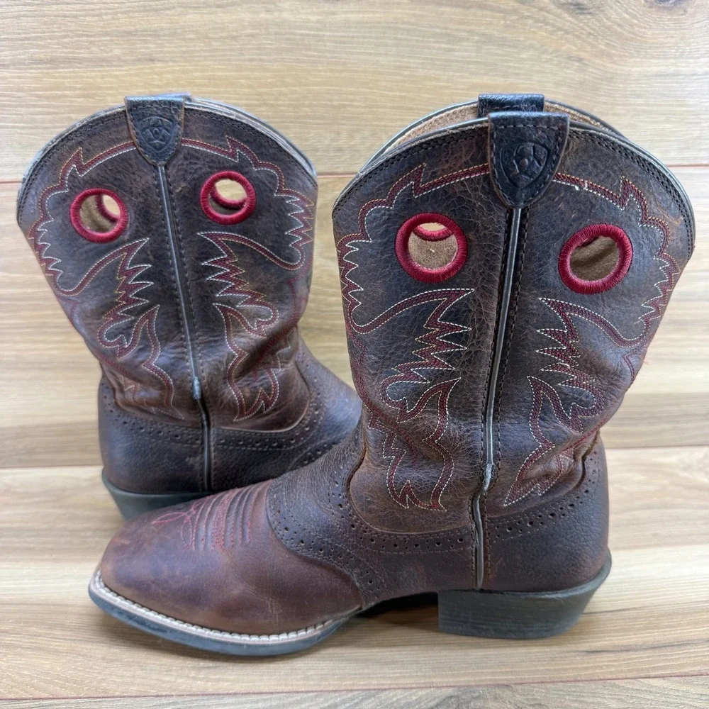 Ariat Heritage Roughstock Kids Youth Size 5.5 Western‎ Boots Square Toe